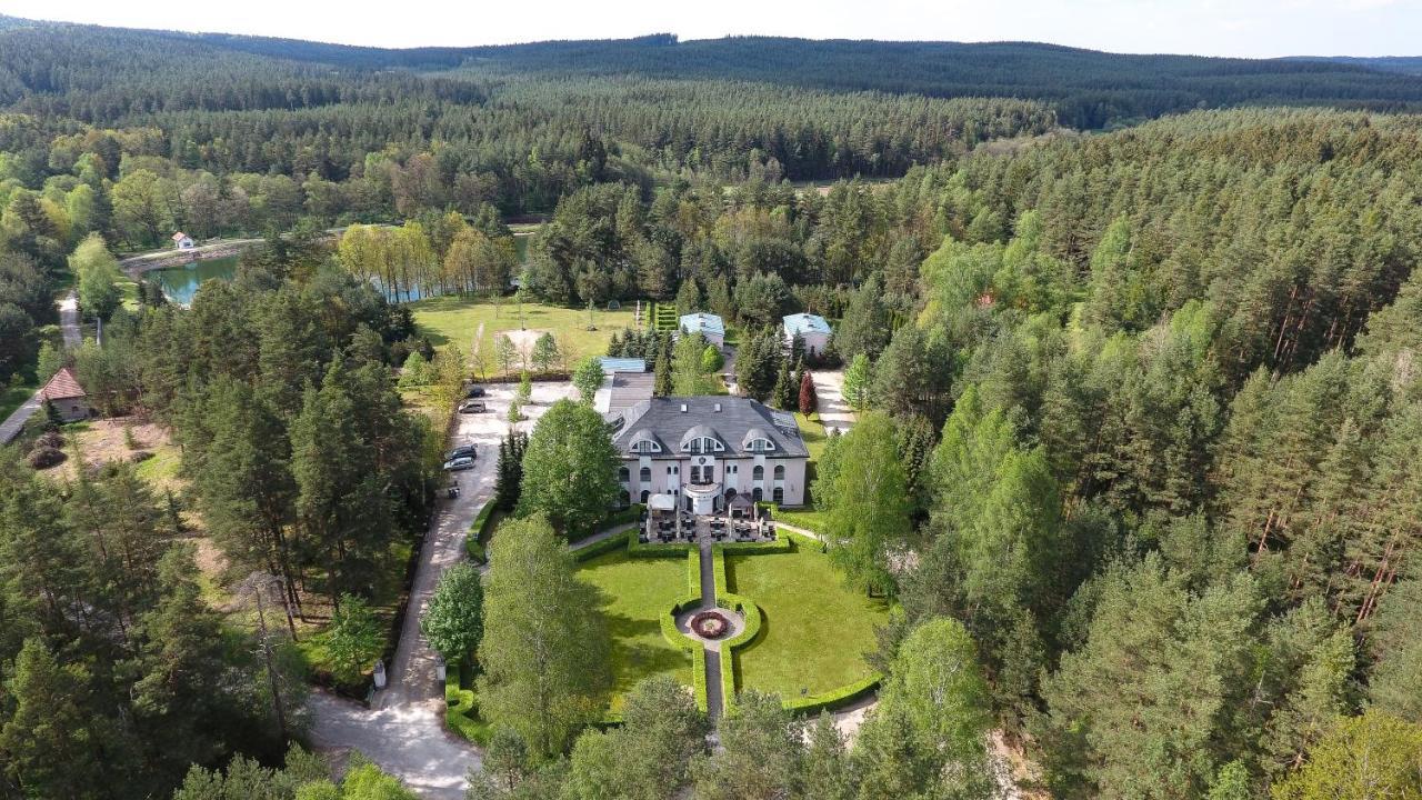 Lesni Hotel Perslak Nová Bystřice Exteriör bild