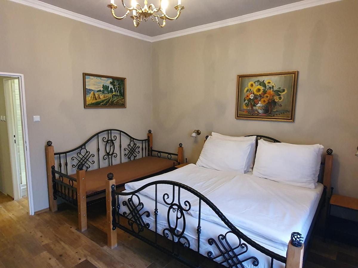 Lesni Hotel Perslak Nová Bystřice Rum bild