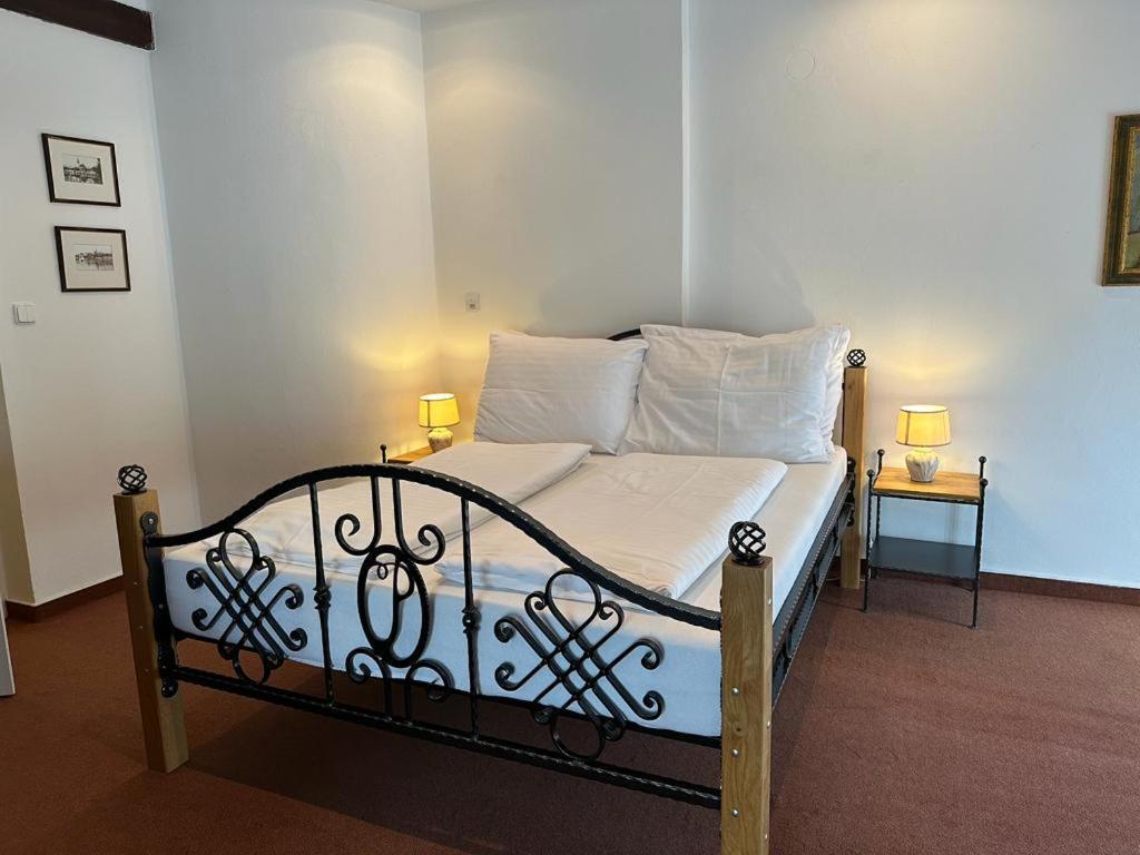 Lesni Hotel Perslak Nová Bystřice Rum bild